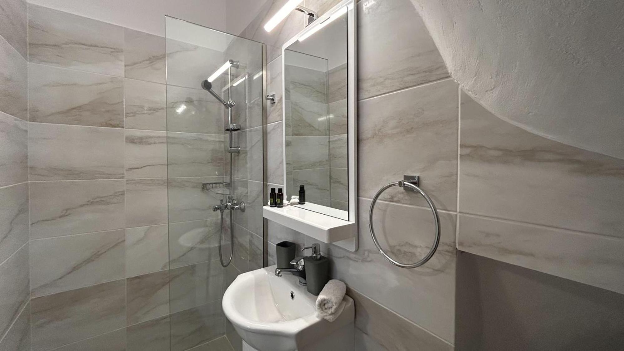 Apartment Drys Mekoynida