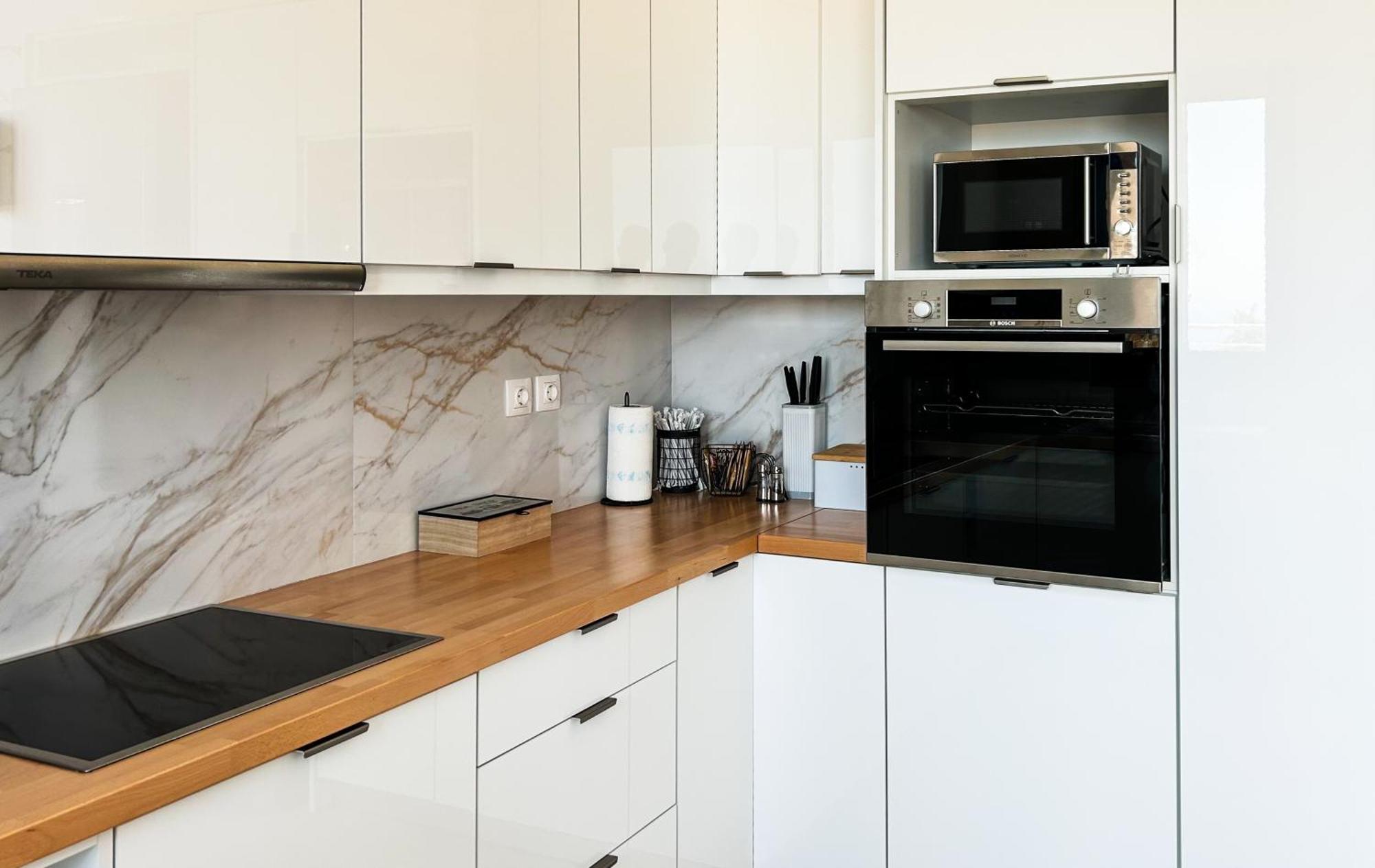 Apartment Drys Mekoynida